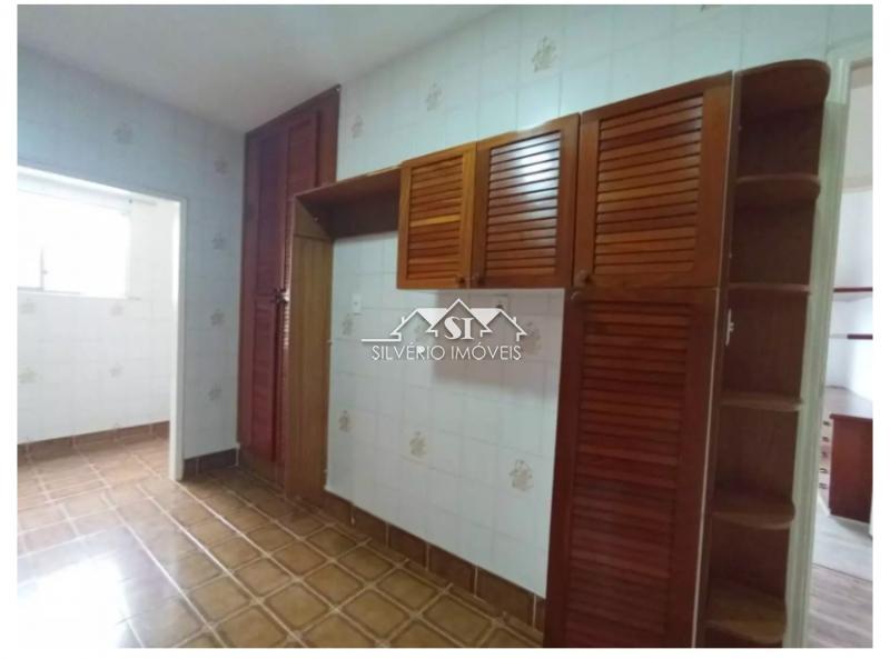 Casa para alugar com 3 quartos, 155m² - Foto 13