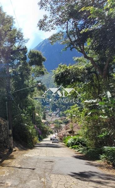Terreno em Retiro - Petrópolis/RJ 