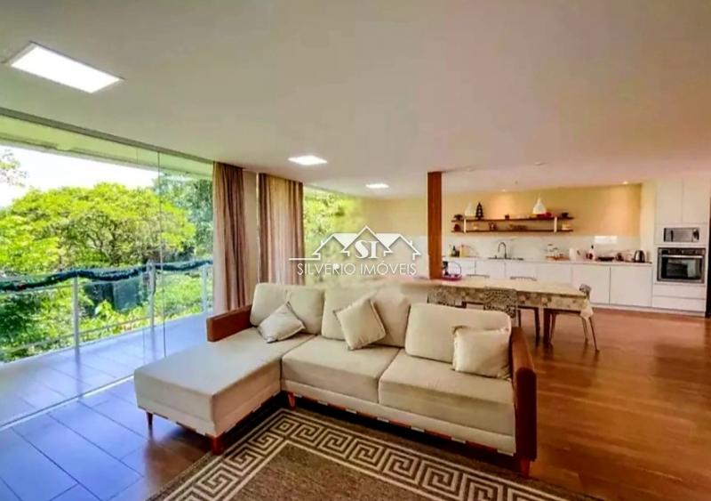 Casa à venda com 3 quartos, 230m² - Foto 11