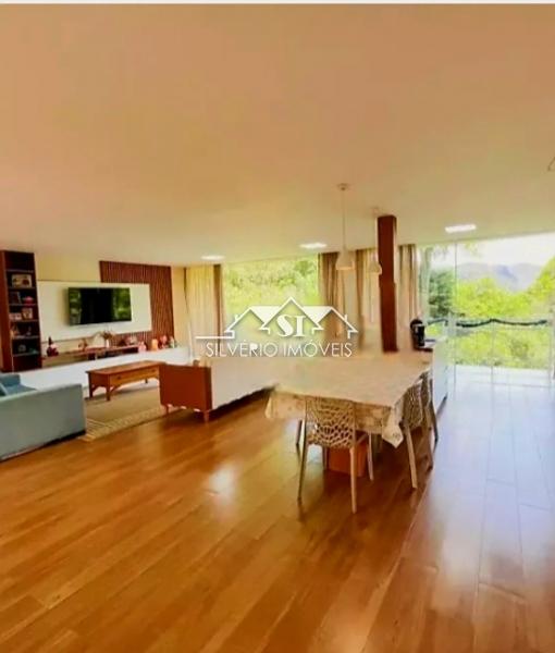 Casa à venda com 3 quartos, 230m² - Foto 13