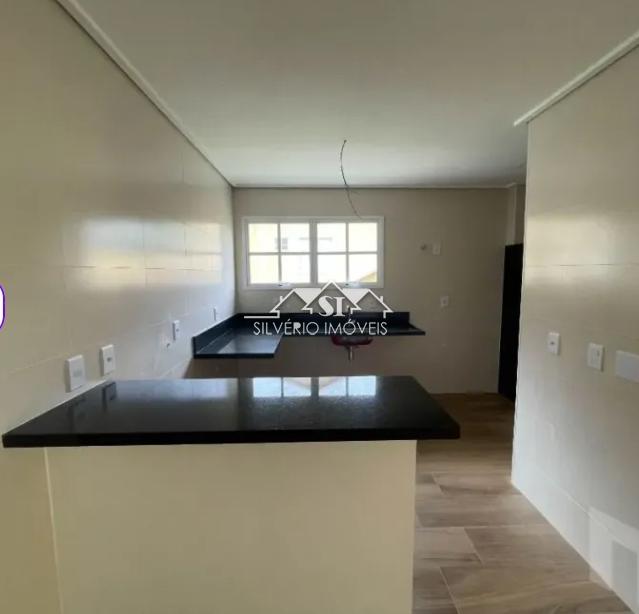 Casa à venda com 4 quartos, 213m² - Foto 4