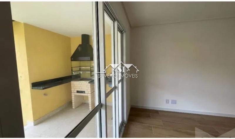 Casa à venda com 4 quartos, 213m² - Foto 9