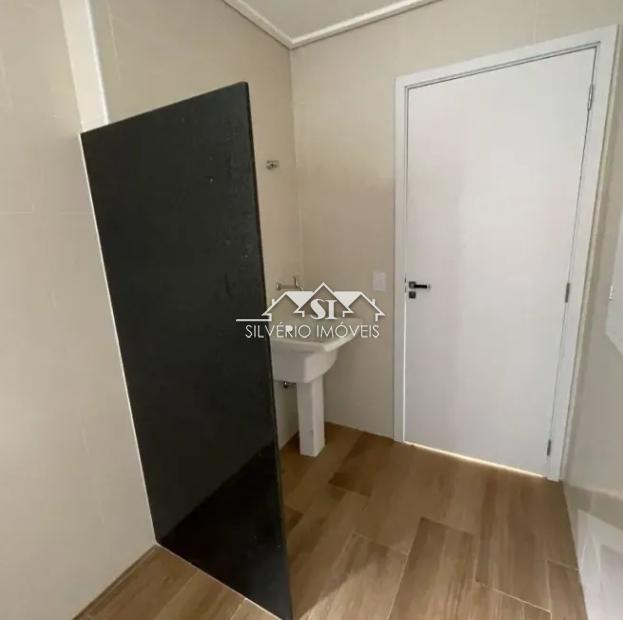 Casa à venda com 4 quartos, 213m² - Foto 12