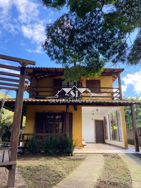 Casa em Samambaia - Petrópolis/RJ  - 3 Quartos