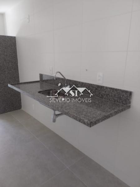 Apartamento à venda com 2 quartos, 67m² - Foto 9