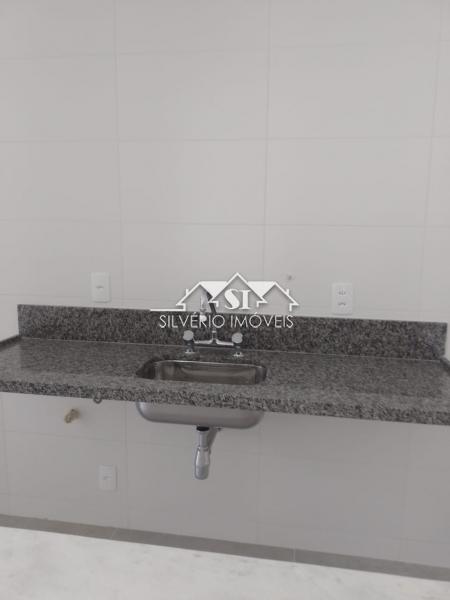 Apartamento à venda com 2 quartos, 67m² - Foto 11