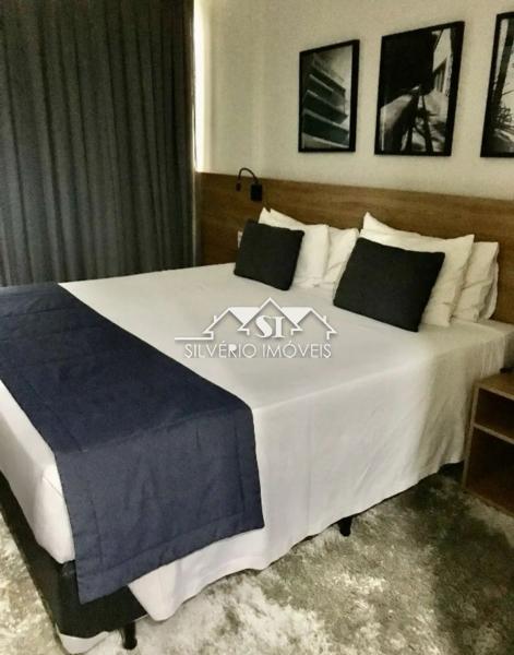 Apartamento à venda com 1 quarto, 27m² - Foto 2