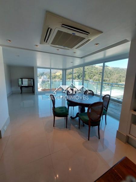 Apartamento à venda com 4 quartos, 500m² - Foto 1