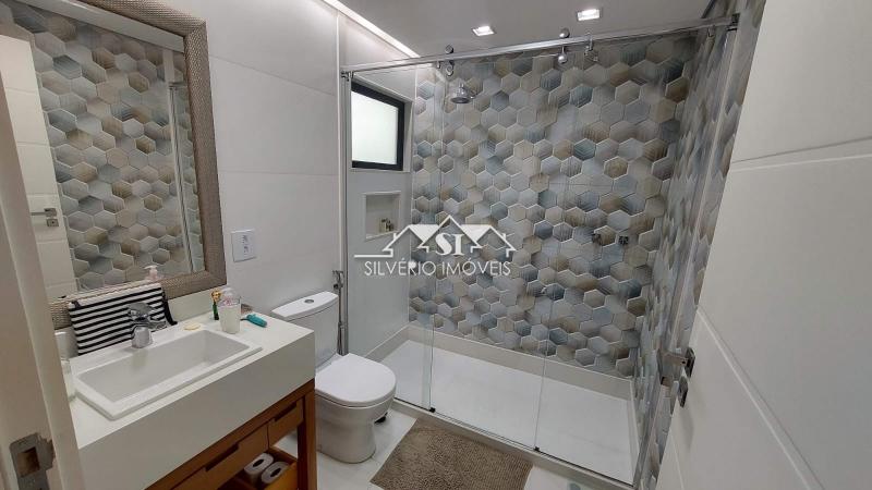 Casa à venda com 3 quartos, 230m² - Foto 8