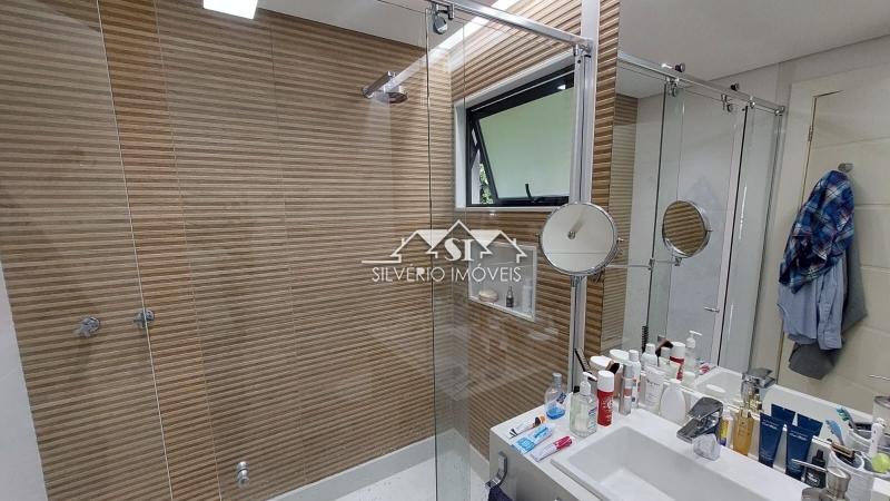 Casa à venda com 3 quartos, 230m² - Foto 10