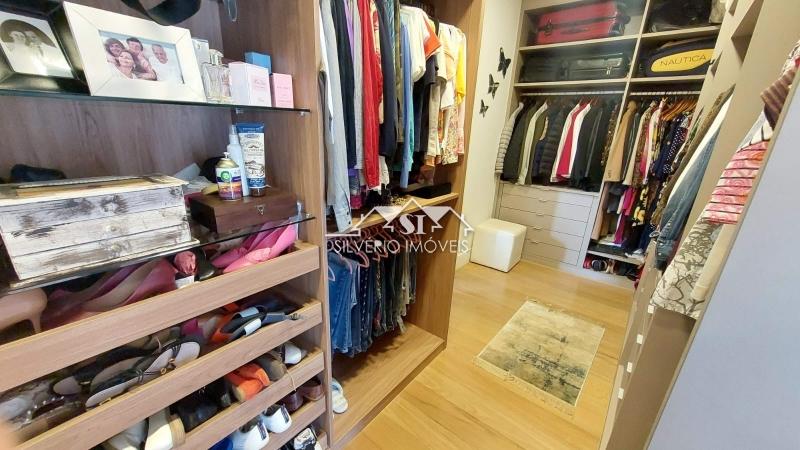 Casa à venda com 3 quartos, 230m² - Foto 12
