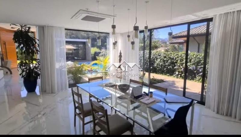 Casa à venda com 3 quartos, 230m² - Foto 24