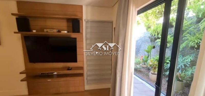 Casa à venda com 3 quartos, 230m² - Foto 32