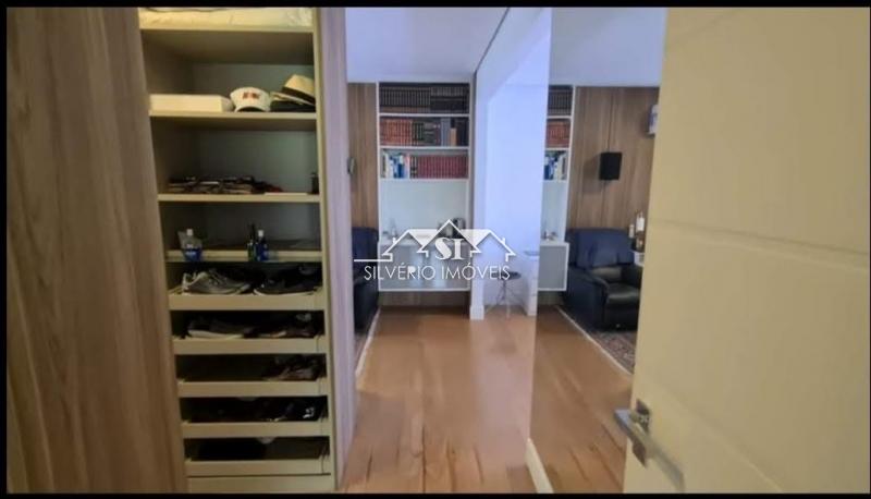 Casa à venda com 3 quartos, 230m² - Foto 39