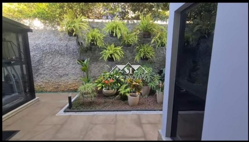 Casa à venda com 3 quartos, 230m² - Foto 42