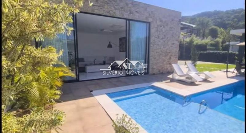Casa à venda com 3 quartos, 230m² - Foto 46