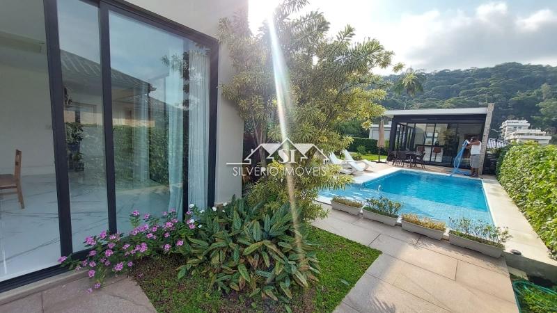 Casa à venda com 3 quartos, 230m² - Foto 51