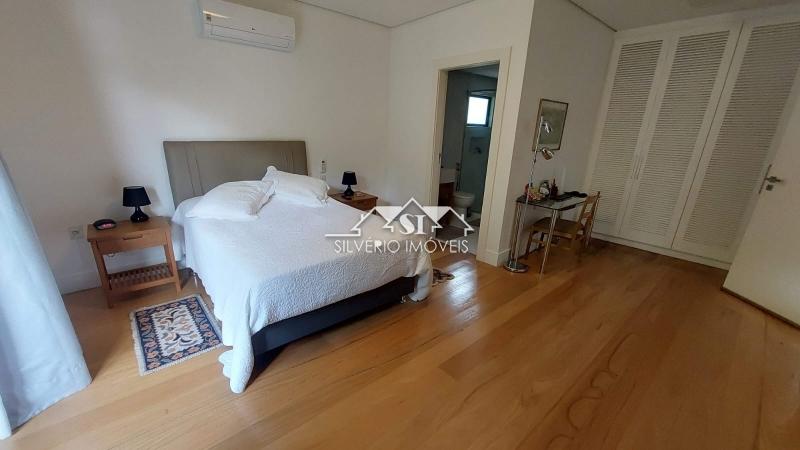 Casa à venda com 3 quartos, 230m² - Foto 57