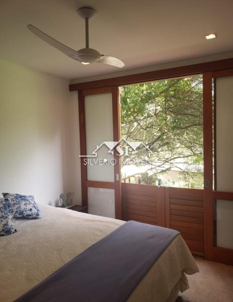 Casa à venda com 6 quartos, 600m² - Foto 8