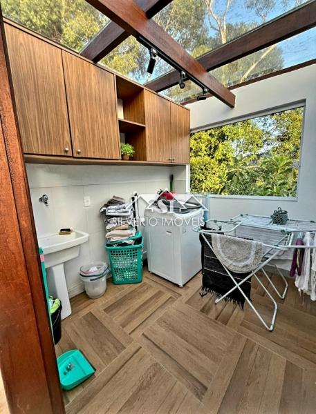 Casa à venda com 2 quartos, 150m² - Foto 8