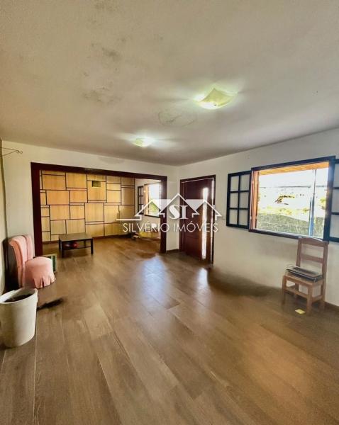 Casa à venda com 5 quartos, 200m² - Foto 20
