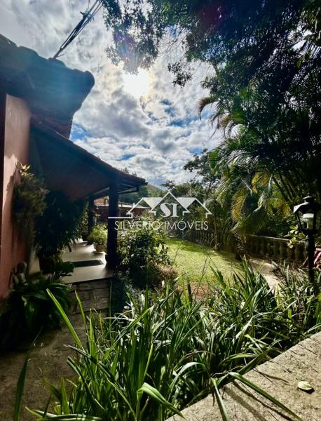 Casa à venda com 4 quartos, 240m² - Foto 30