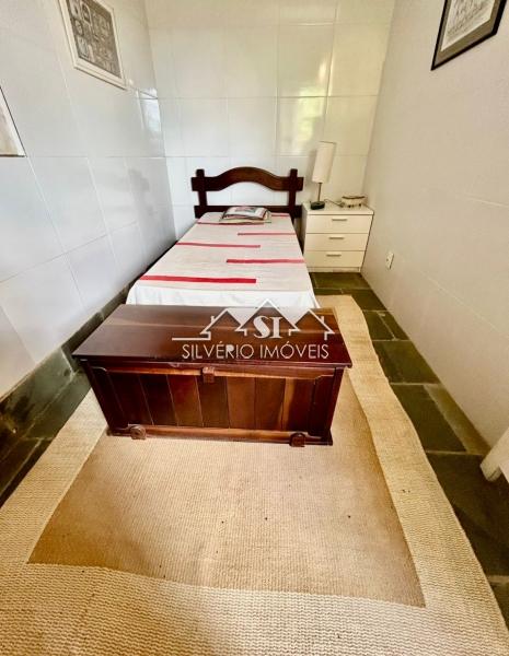 Casa à venda com 4 quartos, 240m² - Foto 9