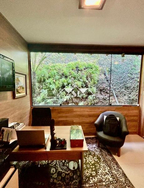 Casa à venda com 4 quartos, 240m² - Foto 17