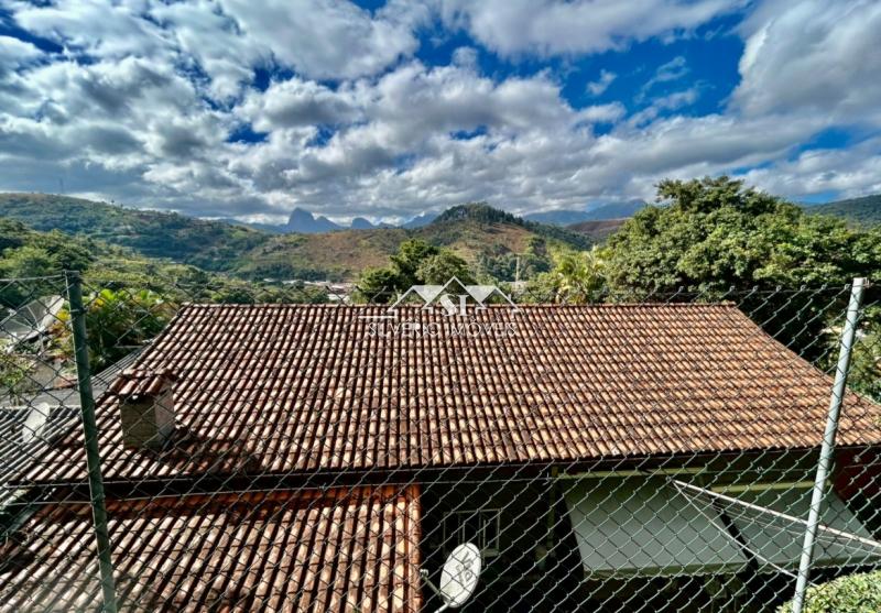 Casa à venda com 4 quartos, 240m² - Foto 36