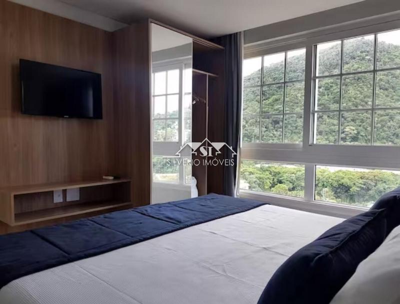 Apartamento à venda com 2 quartos, 72m² - Foto 3