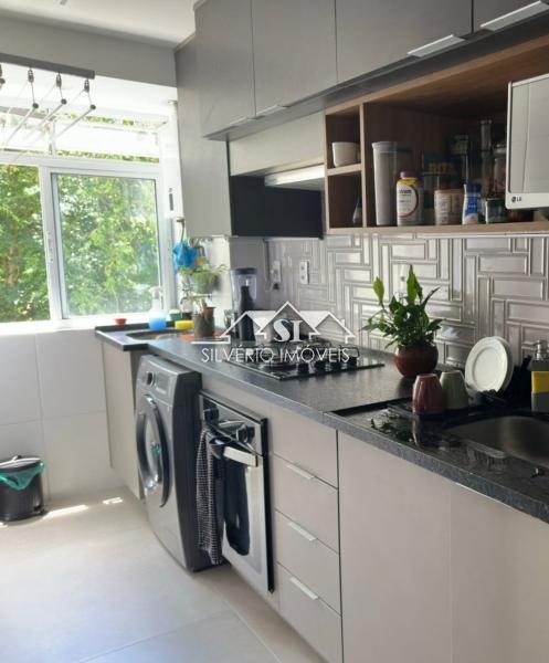 Apartamento à venda com 2 quartos, 79m² - Foto 3