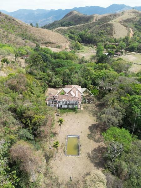 Fazenda à venda com 8 quartos, 500m² - Foto 9