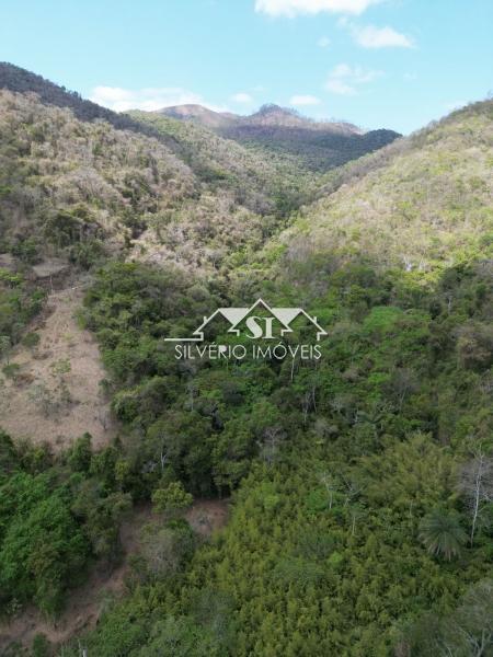 Fazenda à venda com 8 quartos, 500m² - Foto 10