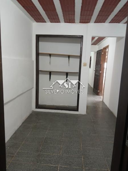 Casa para alugar com 4 quartos, 350m² - Foto 26