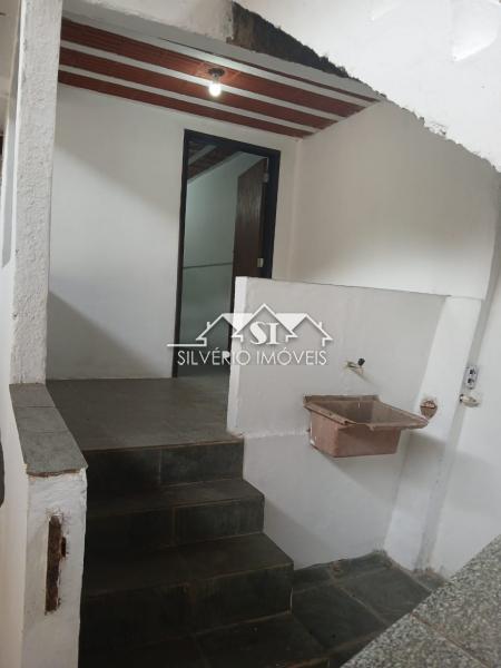 Casa para alugar com 4 quartos, 350m² - Foto 24