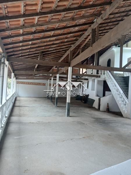 Casa para alugar com 4 quartos, 350m² - Foto 23