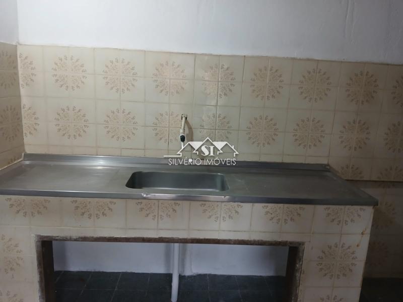 Casa para alugar com 4 quartos, 350m² - Foto 27