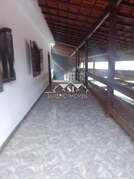 Casa para alugar com 4 quartos, 350m² - Foto 5