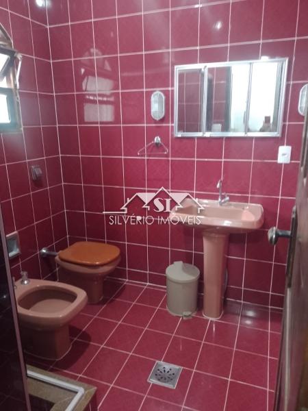 Casa para alugar com 4 quartos, 350m² - Foto 18