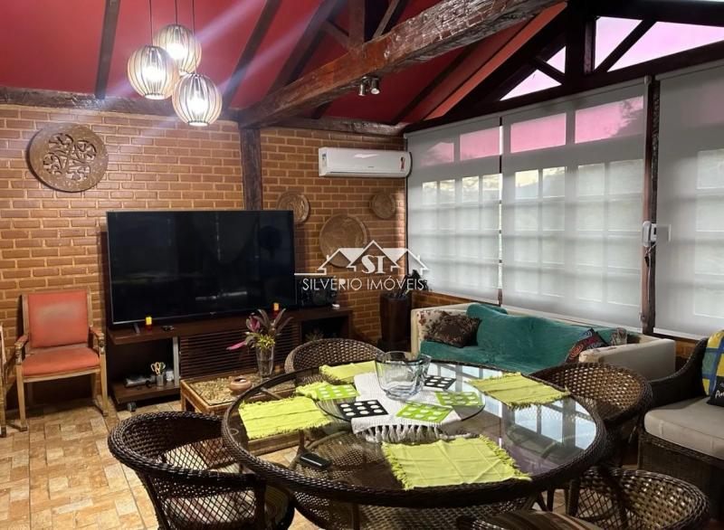 Casa para Alugar  à venda em Vale do Cuiaba, Petrópolis - RJ - Foto 8