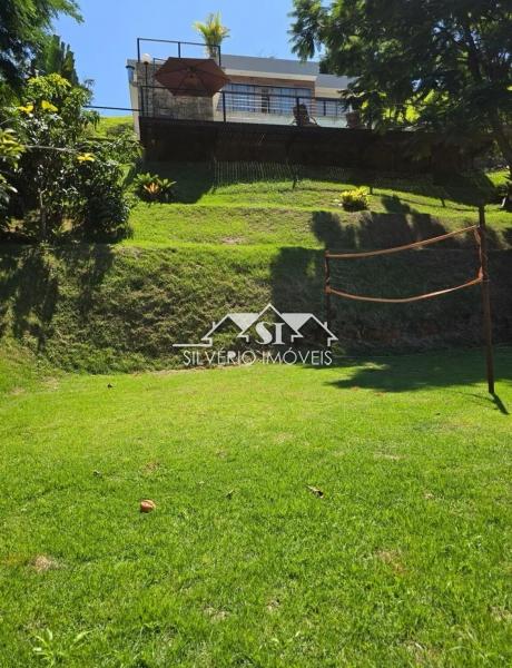 Casa à venda com 3 quartos, 180m² - Foto 9