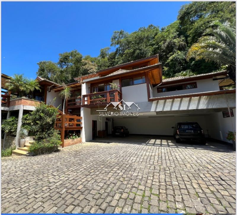 Casa em Itaipava - Petrópolis/RJ  - 5 Quartos
