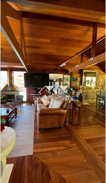 Casa à venda com 5 quartos, 750m² - Foto 9