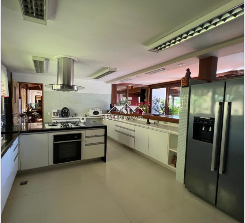 Casa à venda com 5 quartos, 750m² - Foto 14
