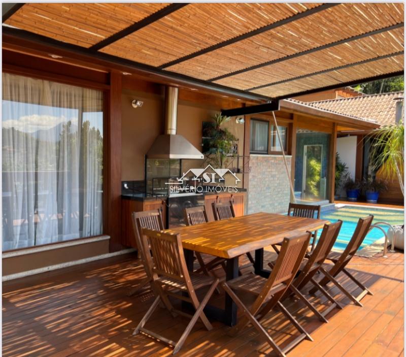 Casa à venda com 5 quartos, 750m² - Foto 15