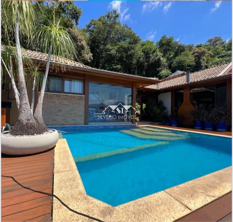Casa à venda com 5 quartos, 750m² - Foto 21