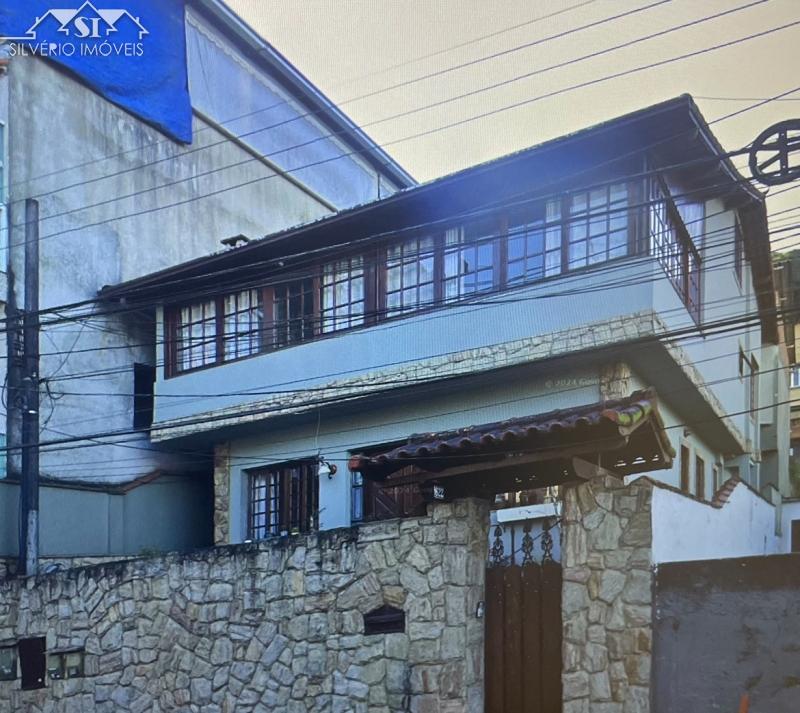 Casa em Castrioto - Petrópolis/RJ  - 2 Quartos