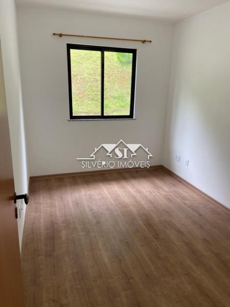 Apartamento à venda com 2 quartos, 63m² - Foto 2