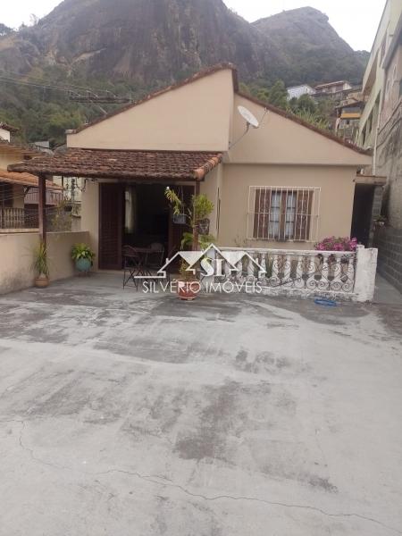 Casa em Cascatinha - Petrópolis/RJ  - 3 Quartos