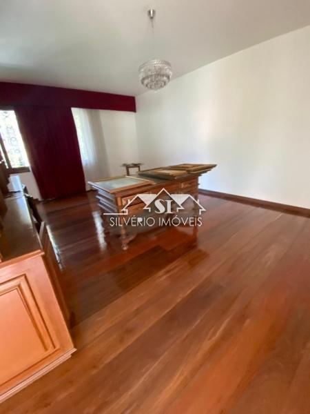 Casa à venda com 4 quartos, 150m² - Foto 9